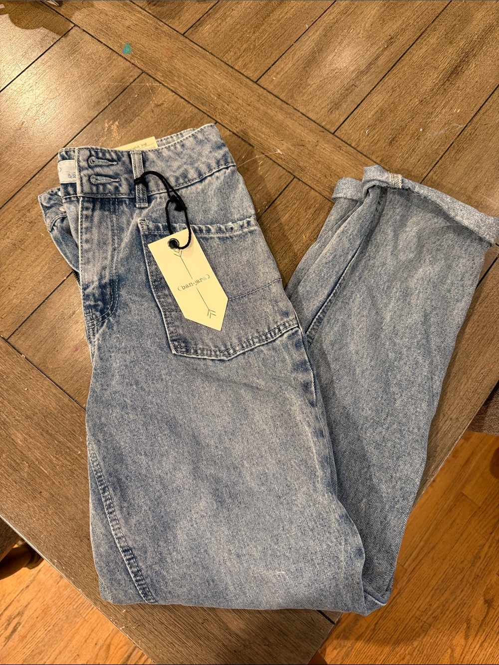 Light Wash Straight Leg Women's Jeans - Unbranded